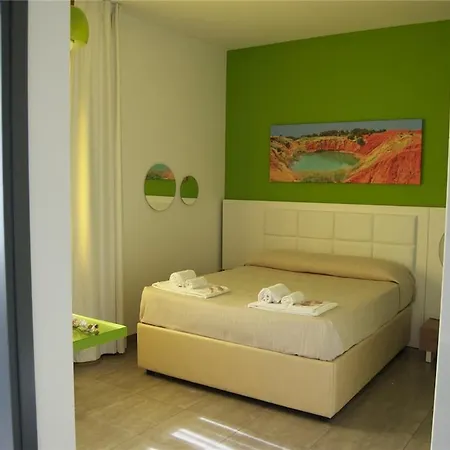 S.16 Motel