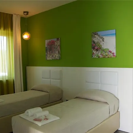 S.16 Motel