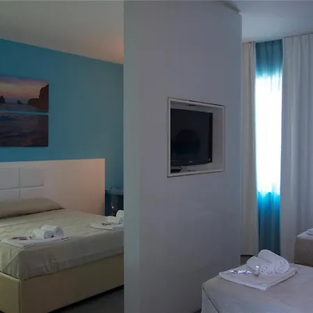 Motel S.16 3*