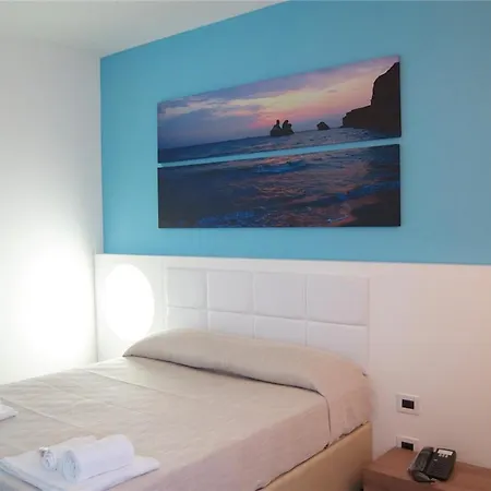 S.16 3* מורו לצ'זה